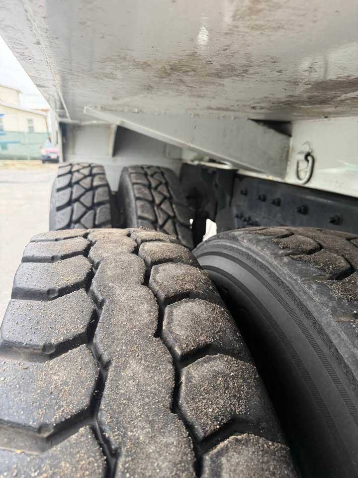 2022 Freightliner New Way Rear Loader — photo 6