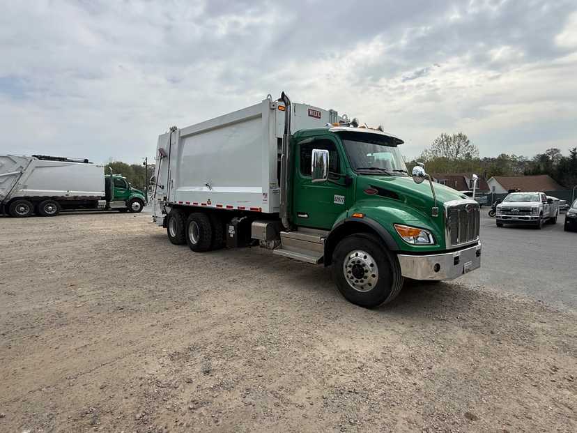 2024 Peterbilt Heil Rear Loader