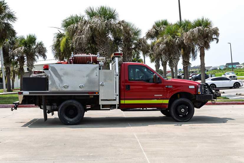 2004 Weis Ford 4x4 Brush Truck — photo 7