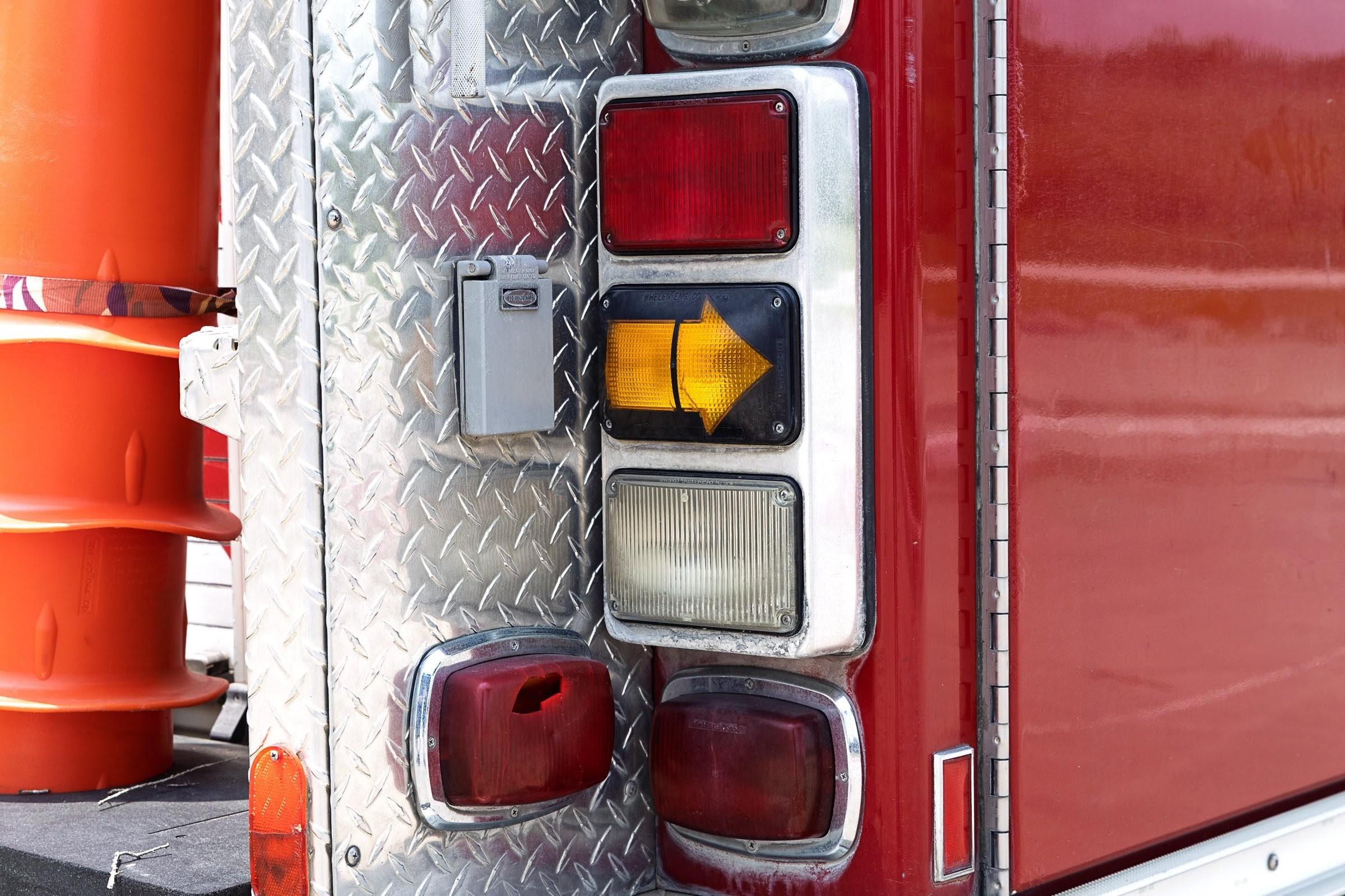 2000 E-One Cyclone Pumper - image 12