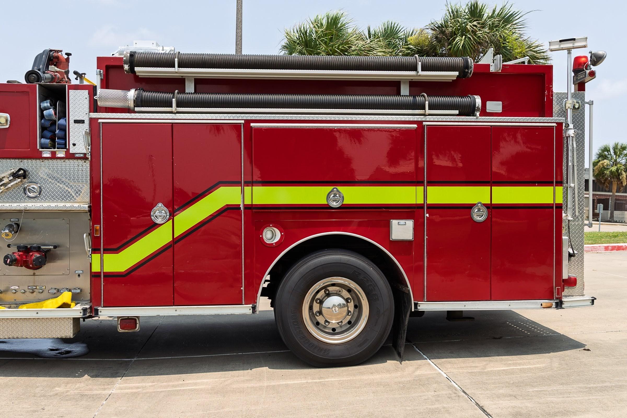 2000 E-One Cyclone Pumper - image 103