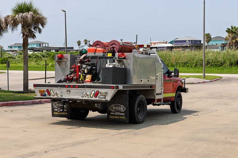 2004 Weis Ford 4x4 Brush Truck — photo 3