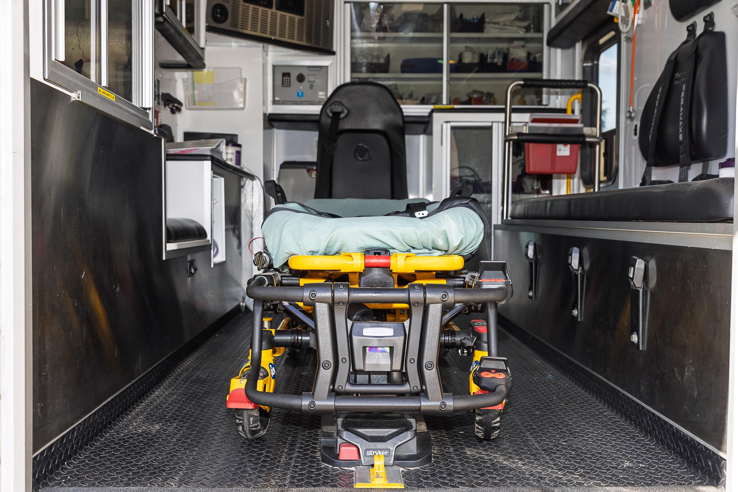 2019 REV Ford 4x4 Type I Ambulance - image 70