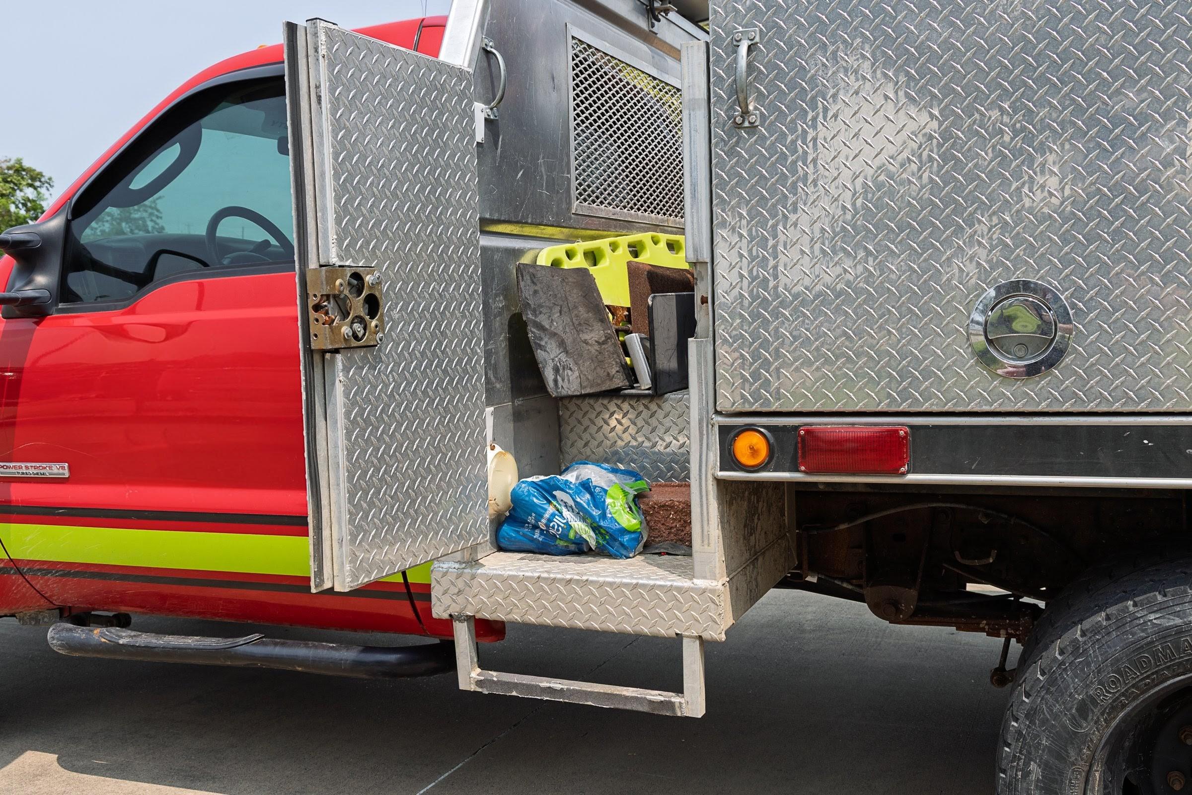 2004 Weis Ford 4x4 Brush Truck - image 29