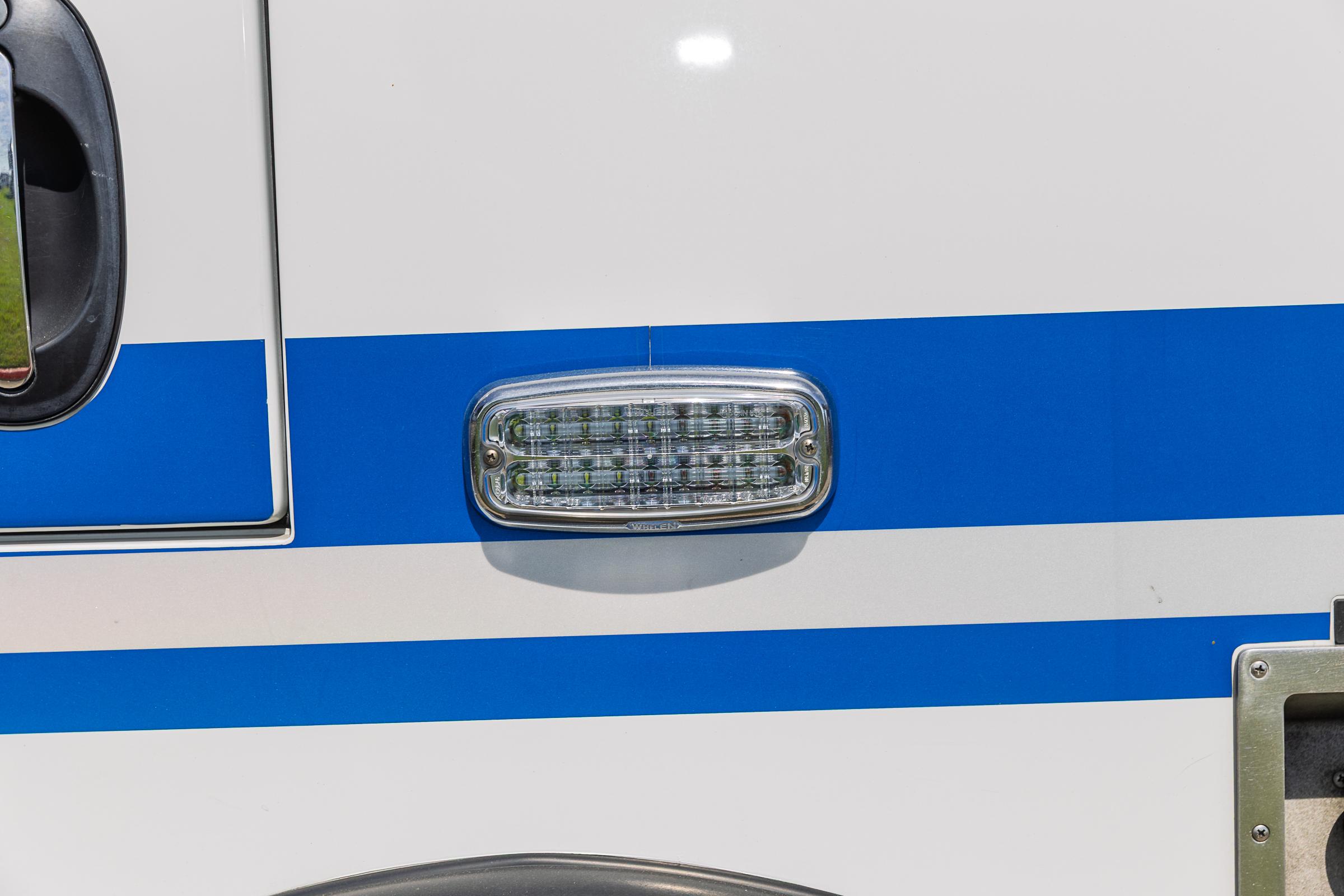 2019 REV Ford 4x4 Type I Ambulance - image 21
