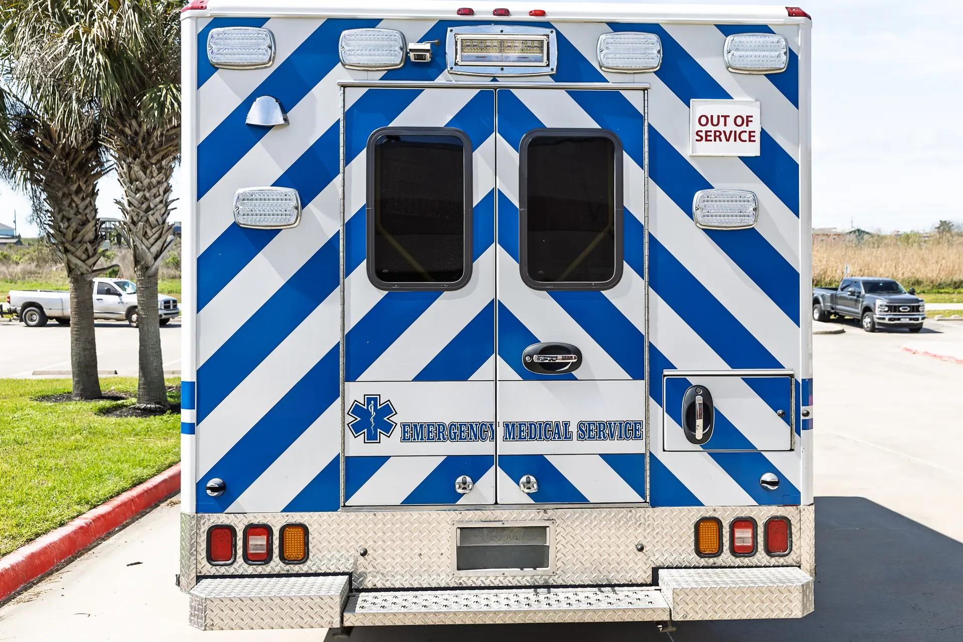 2019 REV Ford 4x4 Type I Ambulance - image 68