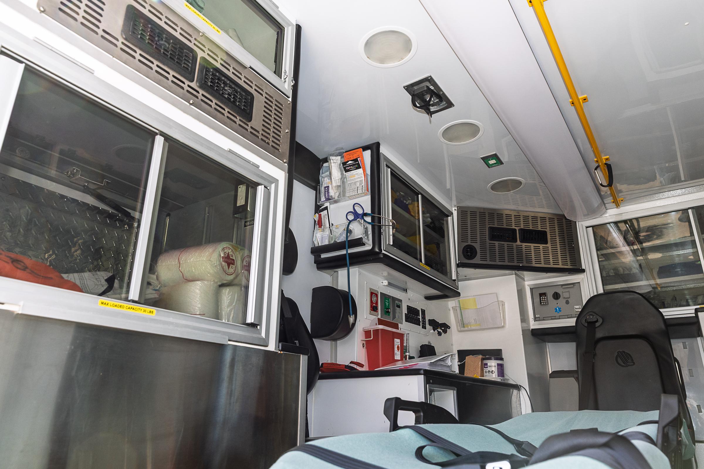 2019 REV Ford 4x4 Type I Ambulance - image 76