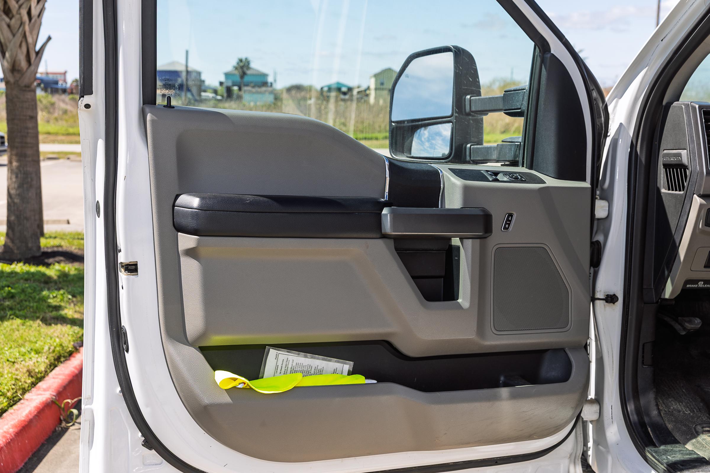 2019 REV Ford 4x4 Type I Ambulance - image 120