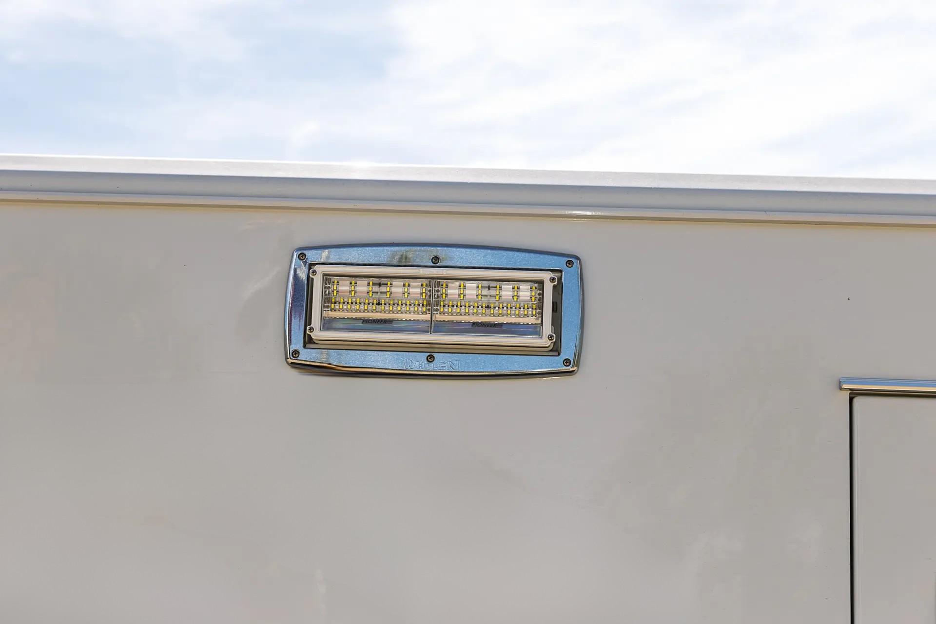 2019 REV Ford 4x4 Type I Ambulance - image 22