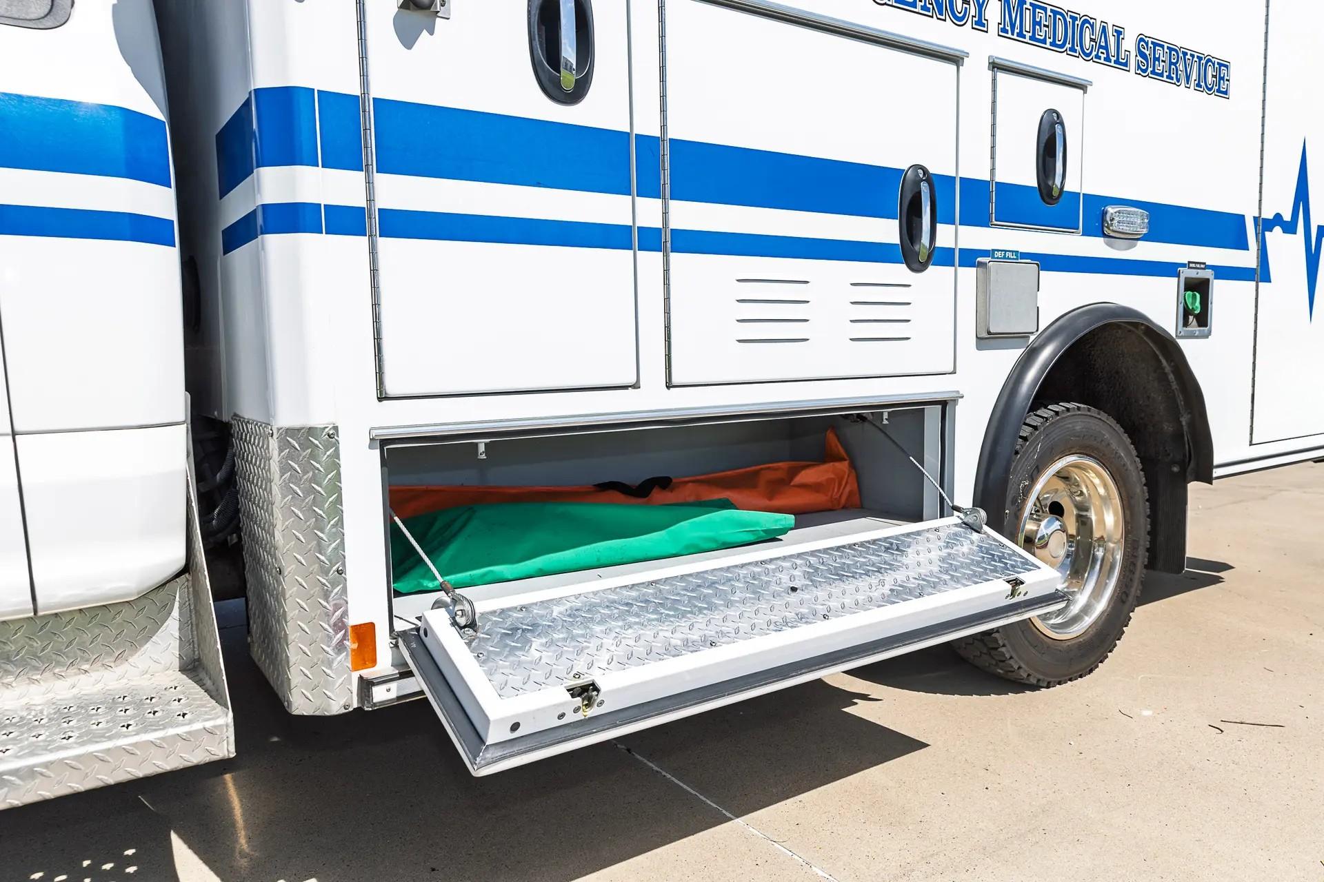 2019 REV Ford 4x4 Type I Ambulance - image 35
