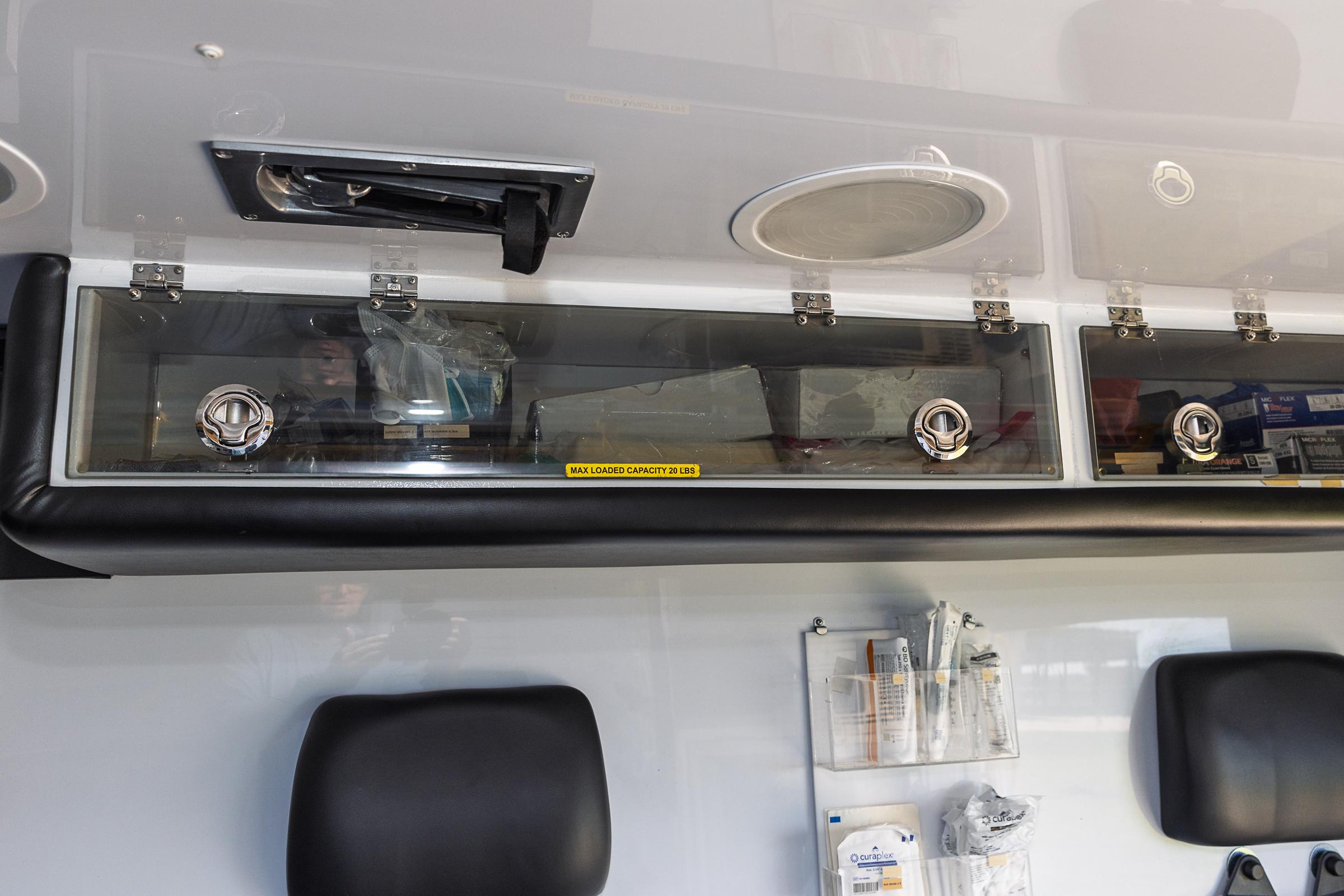 2019 REV Ford 4x4 Type I Ambulance - image 86