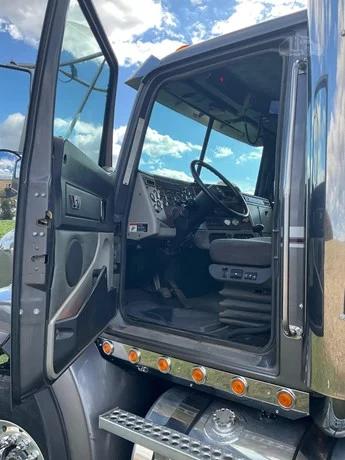 2016 Western Star 4900 Vacuum Tank Truck (5,200gal) - image 34