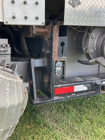 2016 Western Star 4900 Vacuum Tank Truck (5,200gal) - image 27