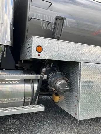2016 Western Star 4900 Vacuum Tank Truck (5,200gal) - image 24