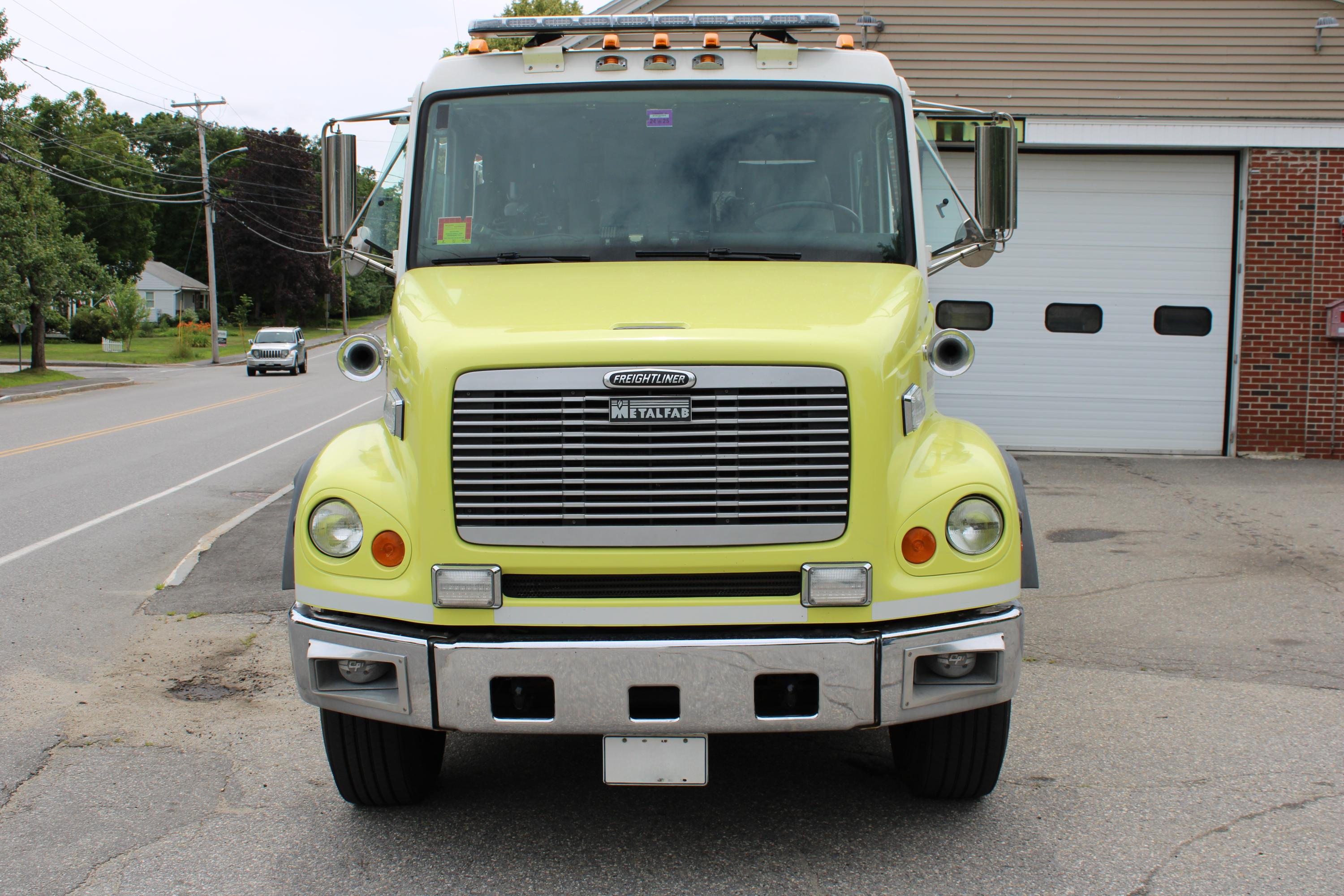 2000 Metalfab Freightliner Pumper Tanker - image 2