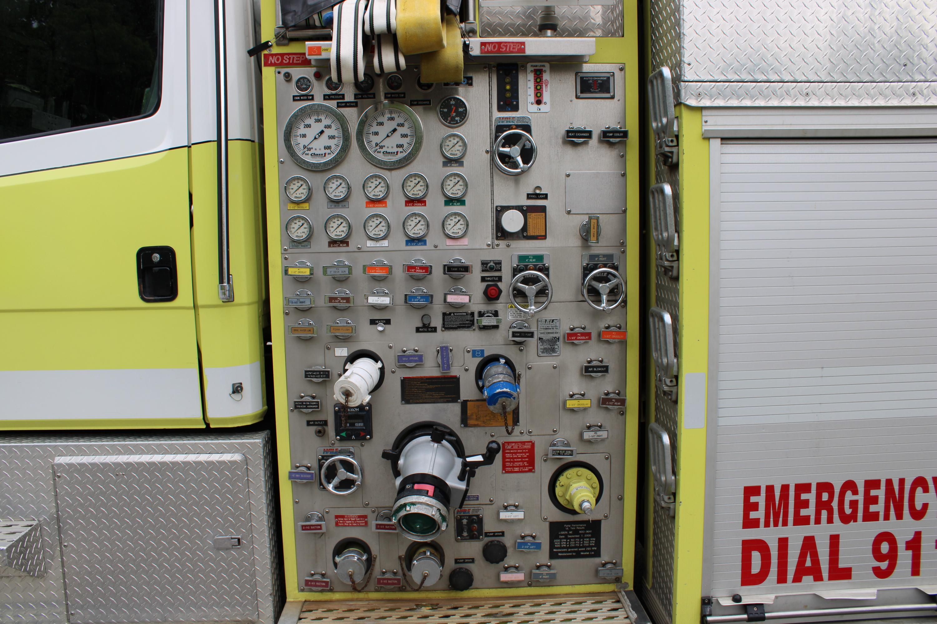 2000 Metalfab Freightliner Pumper Tanker - image 10