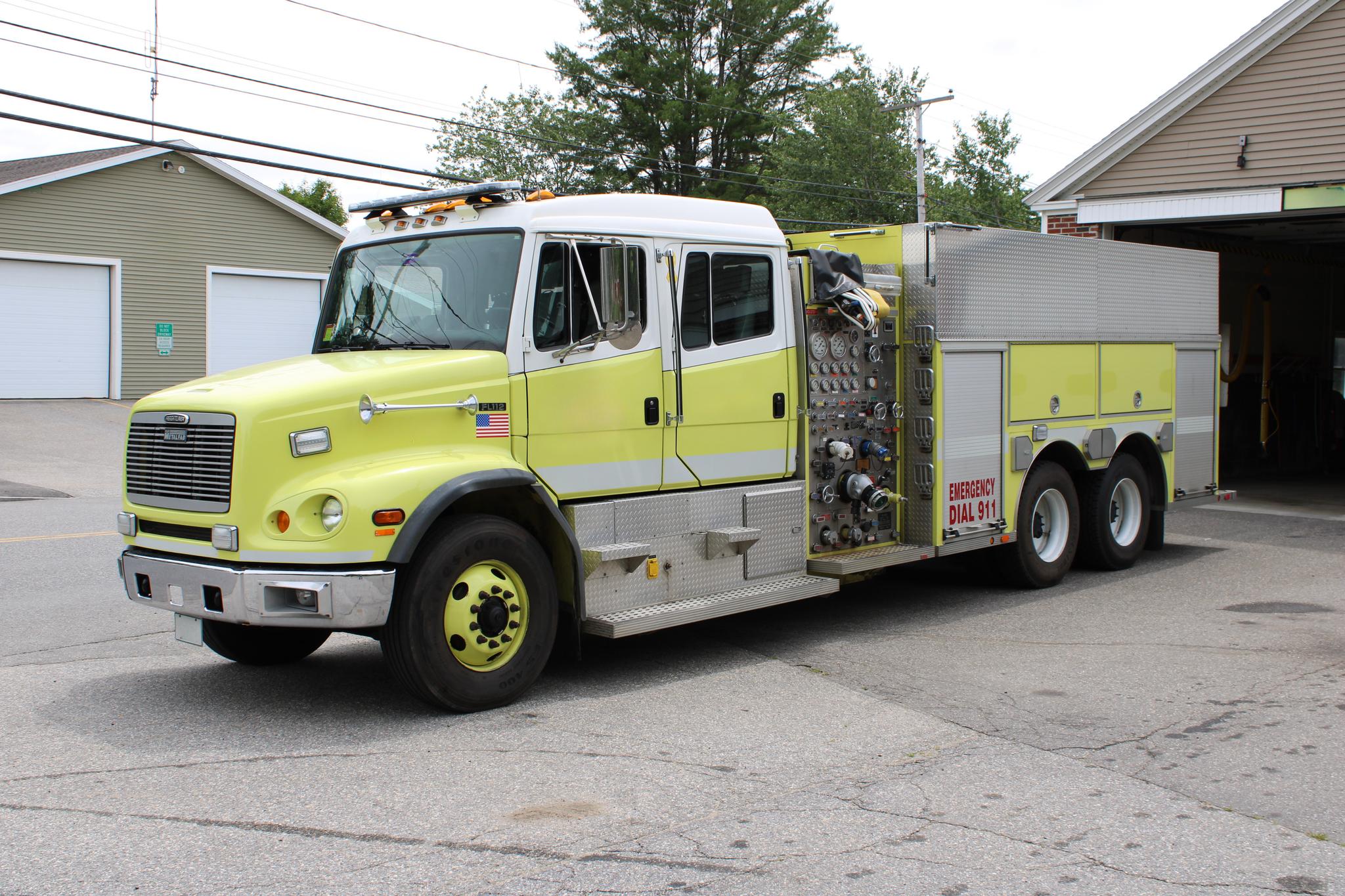 2000 Metalfab Freightliner Pumper Tanker - image 1