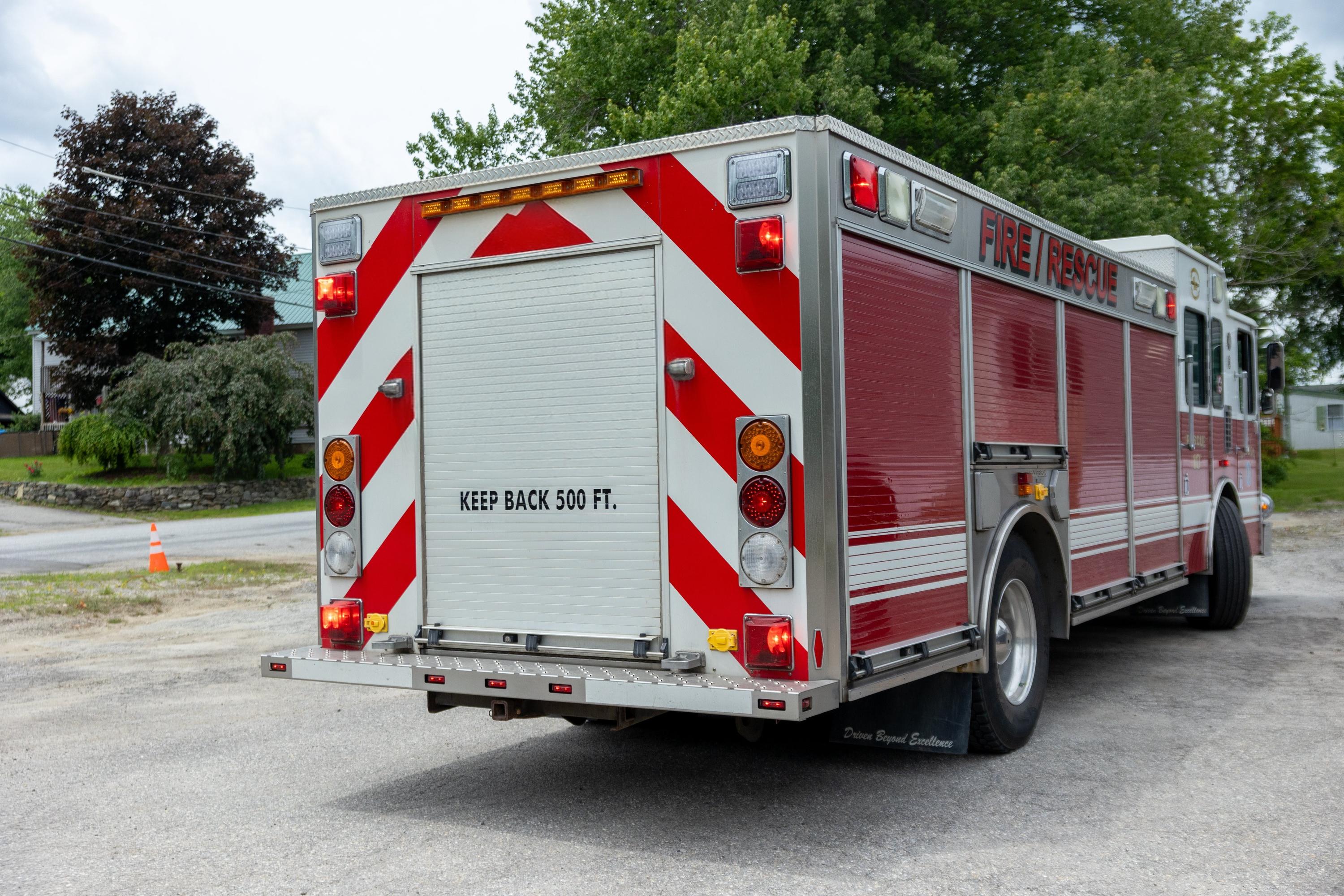 2004 HME Heavy Rescue - image 23