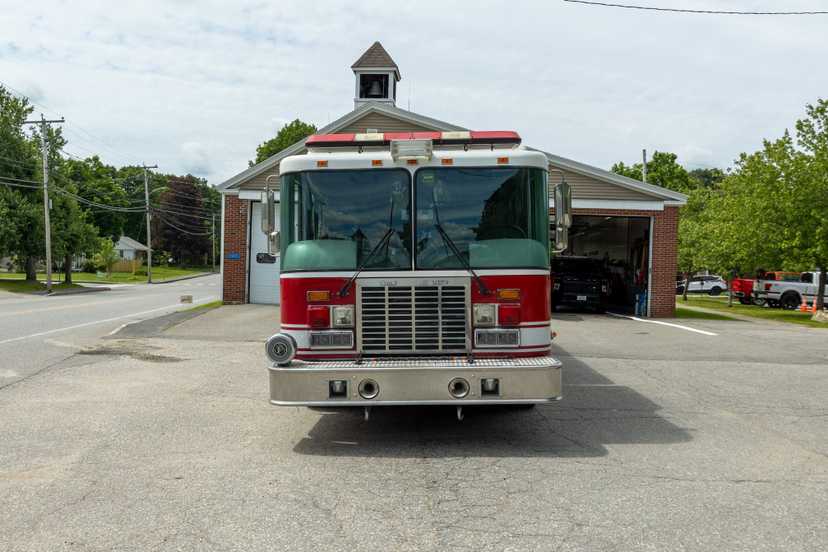 2004 HME Heavy Rescue — photo 3