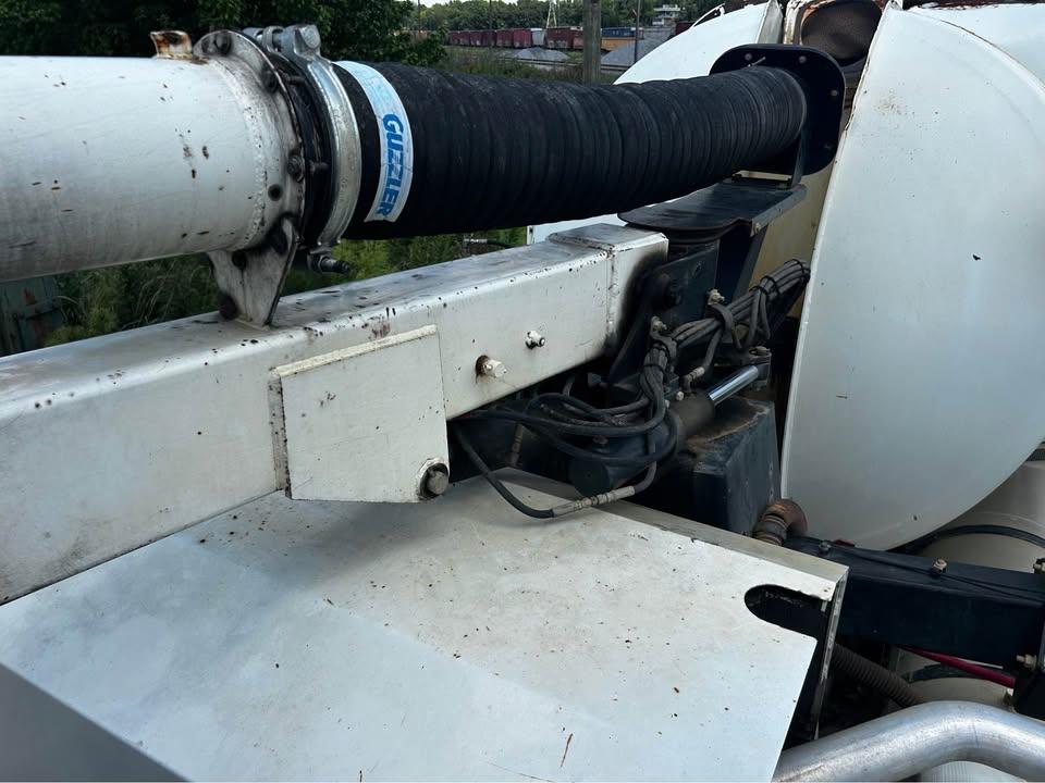 2007 International Vactor Hydrovac - image 15