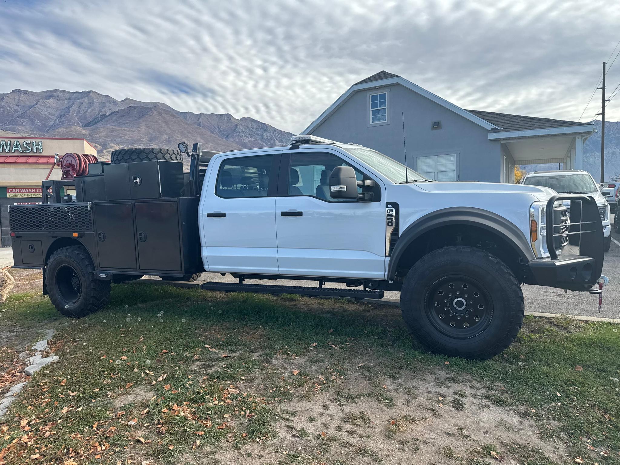 2024 Ford F-550 4x4 Brush Truck - image 3
