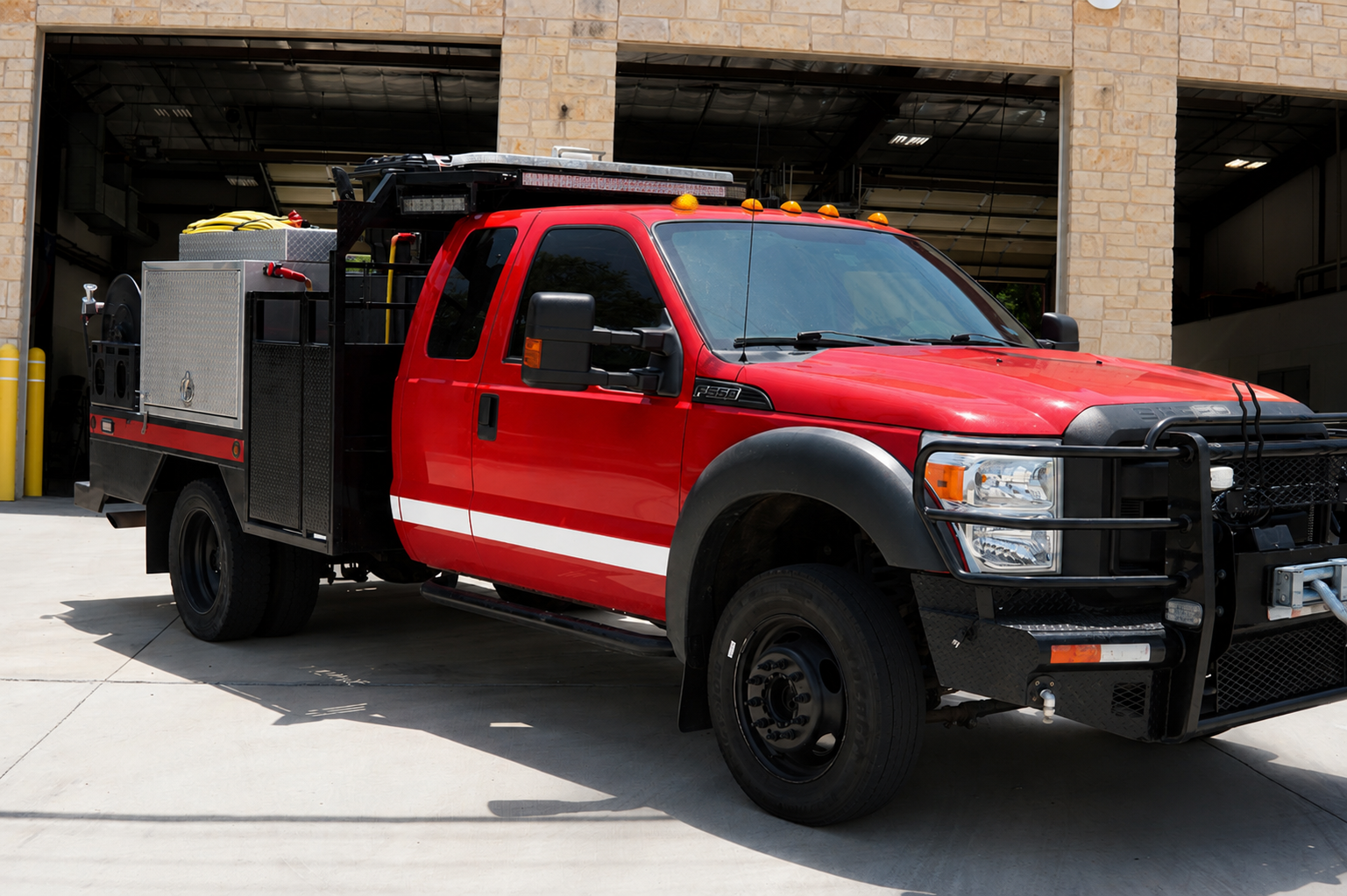 2011 Ford F550 4x4 Brush Truck - image 4
