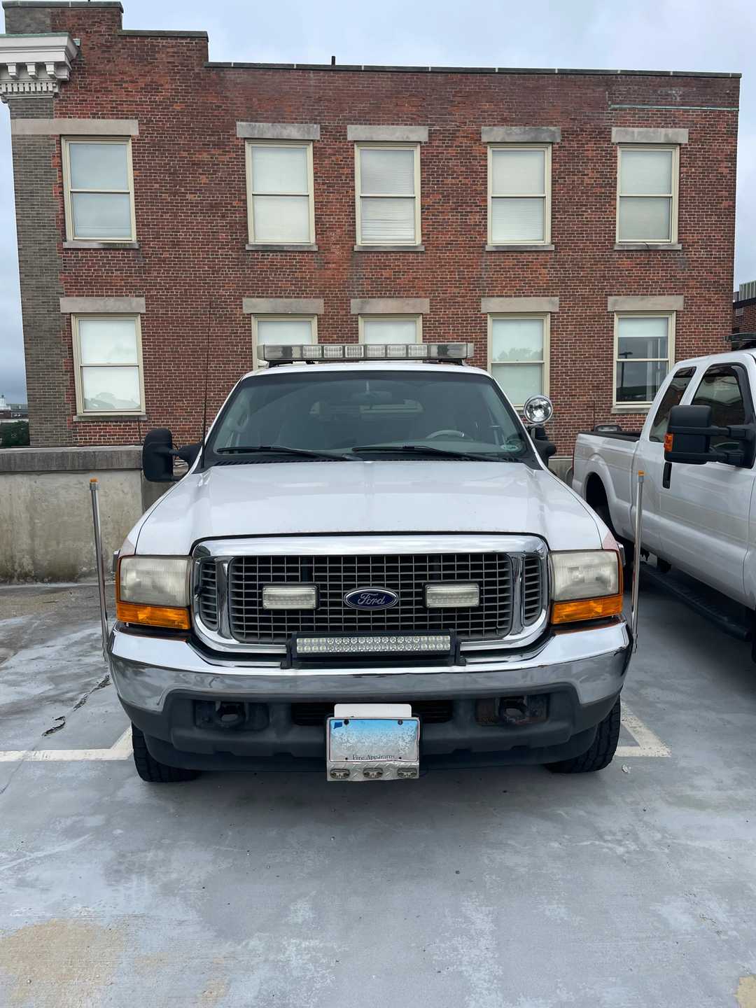 Command/Utility Truck