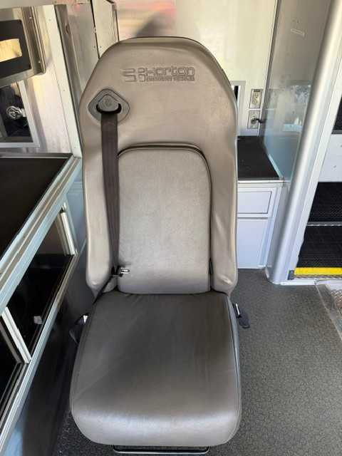 2015 Horton Ford Type I Ambulance — photo 7