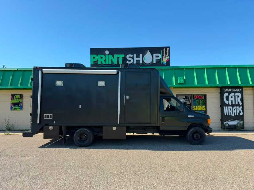 2007 Loaded SWAT Vehicle