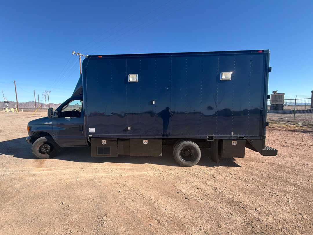 2007 Loaded SWAT Vehicle