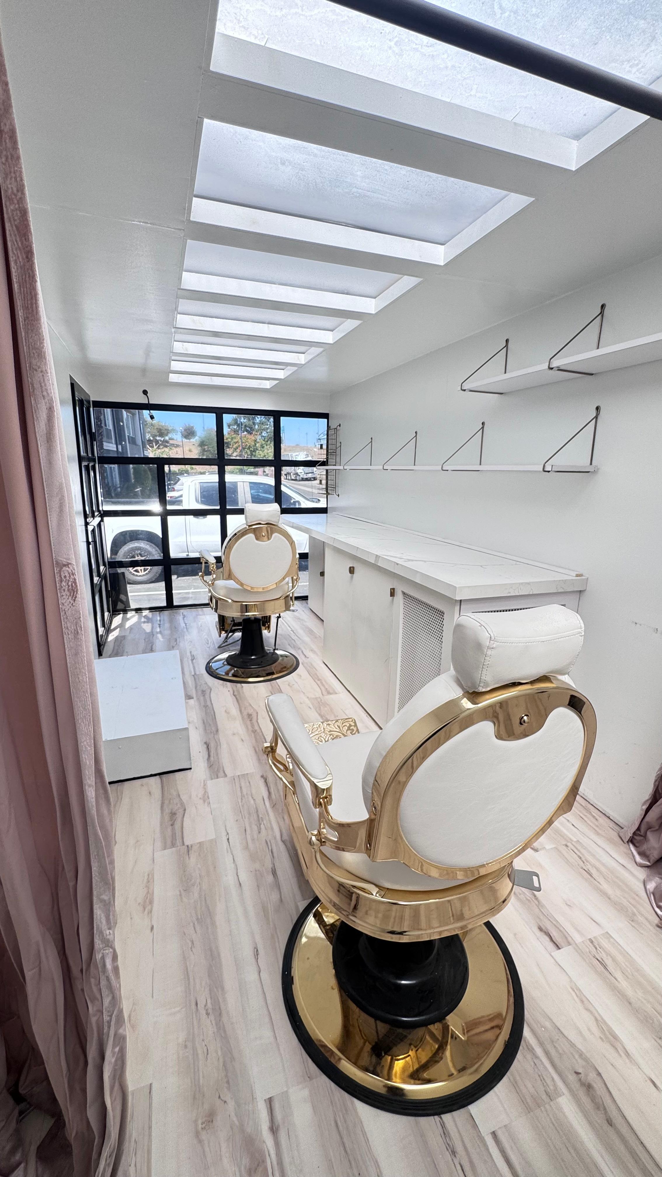 Mobile Salon - image 5