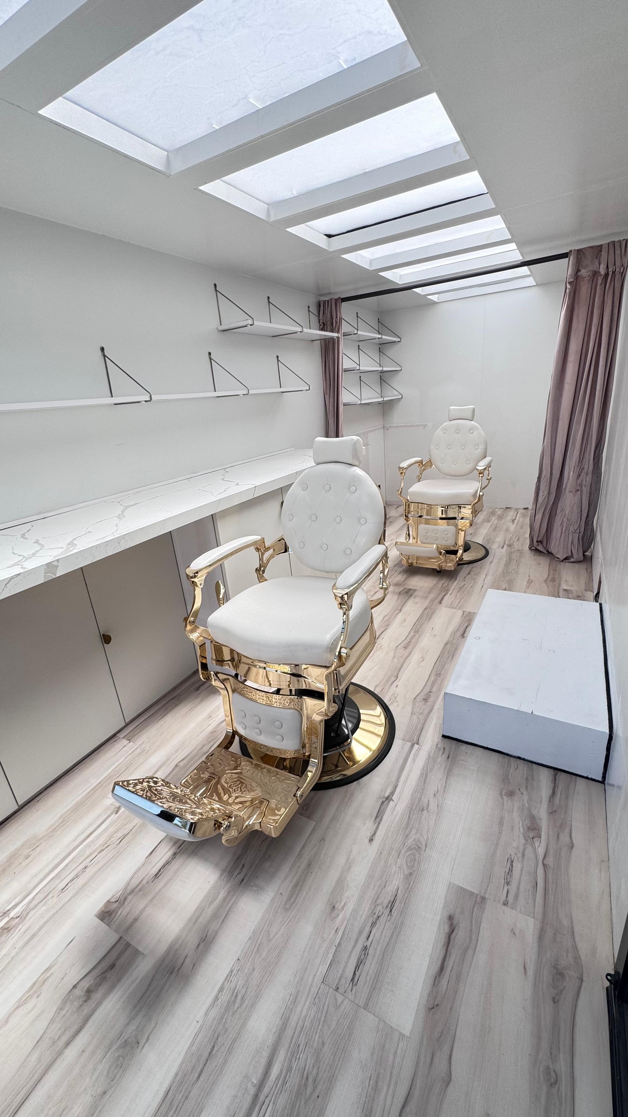 Mobile Salon - image 4