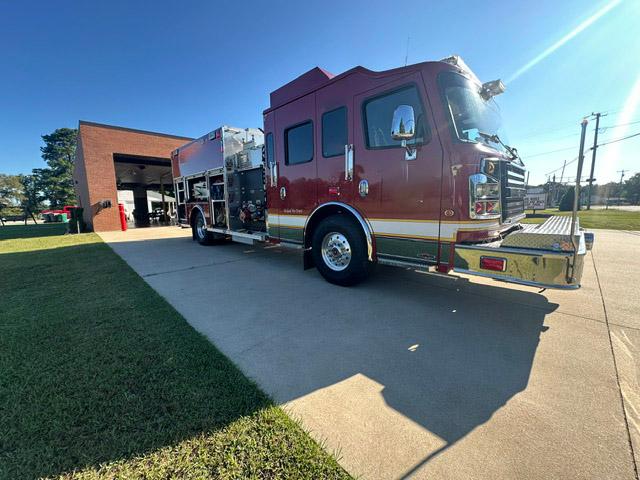 2014 Rosenbauer Pumper Tanker - image 2