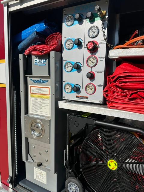 2014 Rosenbauer Pumper Tanker - image 12