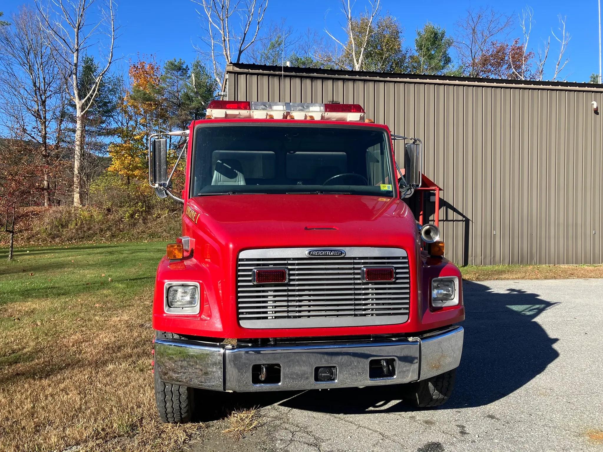 2000 E-One Freightliner Pumper - image 2