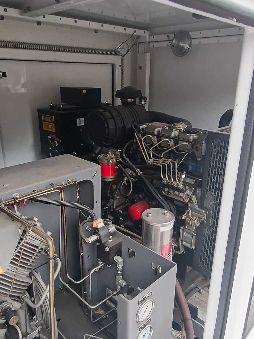 Eagle AirQuest Breathing Air trailer — photo 5