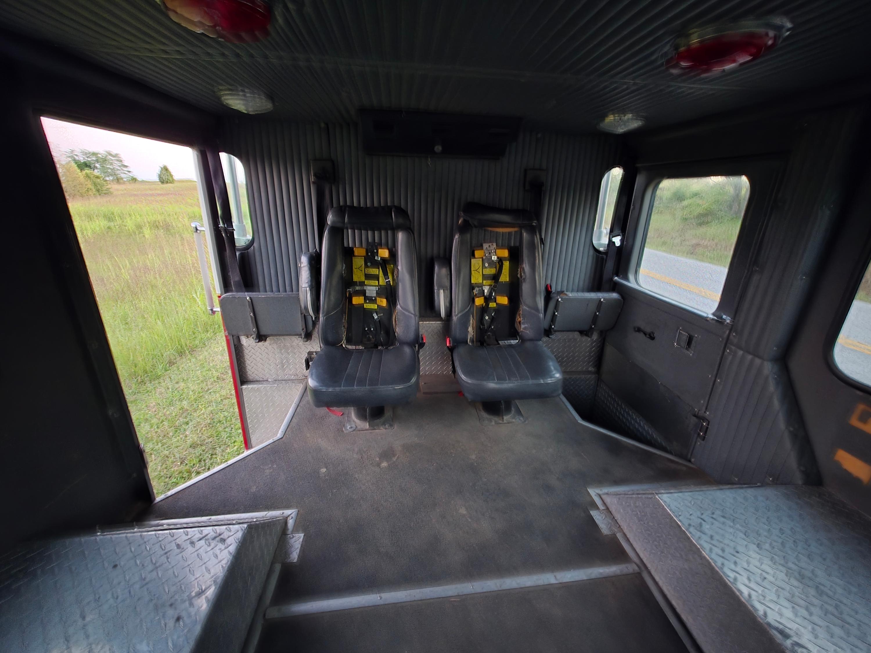 1993 E-One Hush Rescue Pumper - image 26