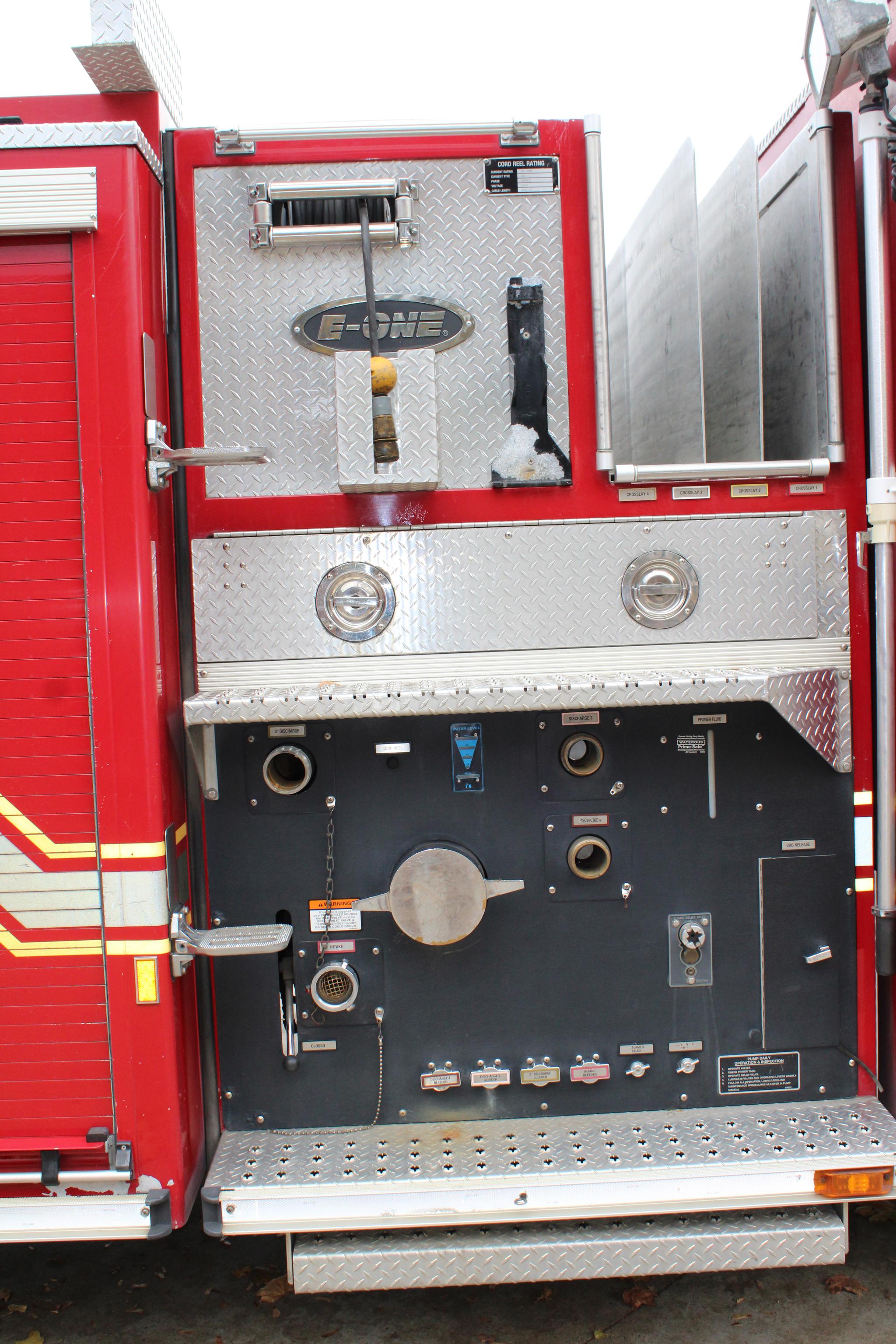 2003 E-One Engine - image 5
