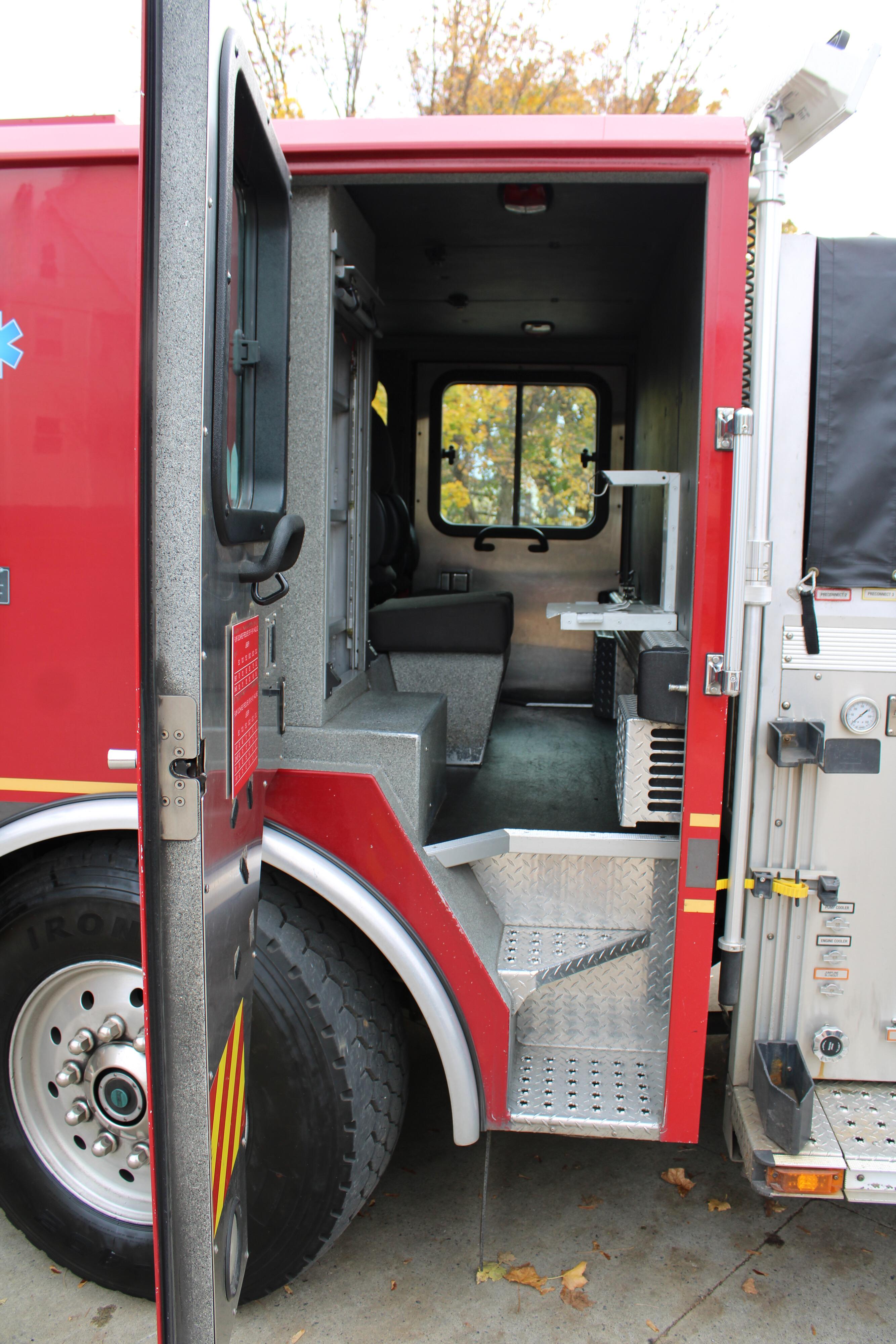 2011 E-One Cyclone Engine - image 10