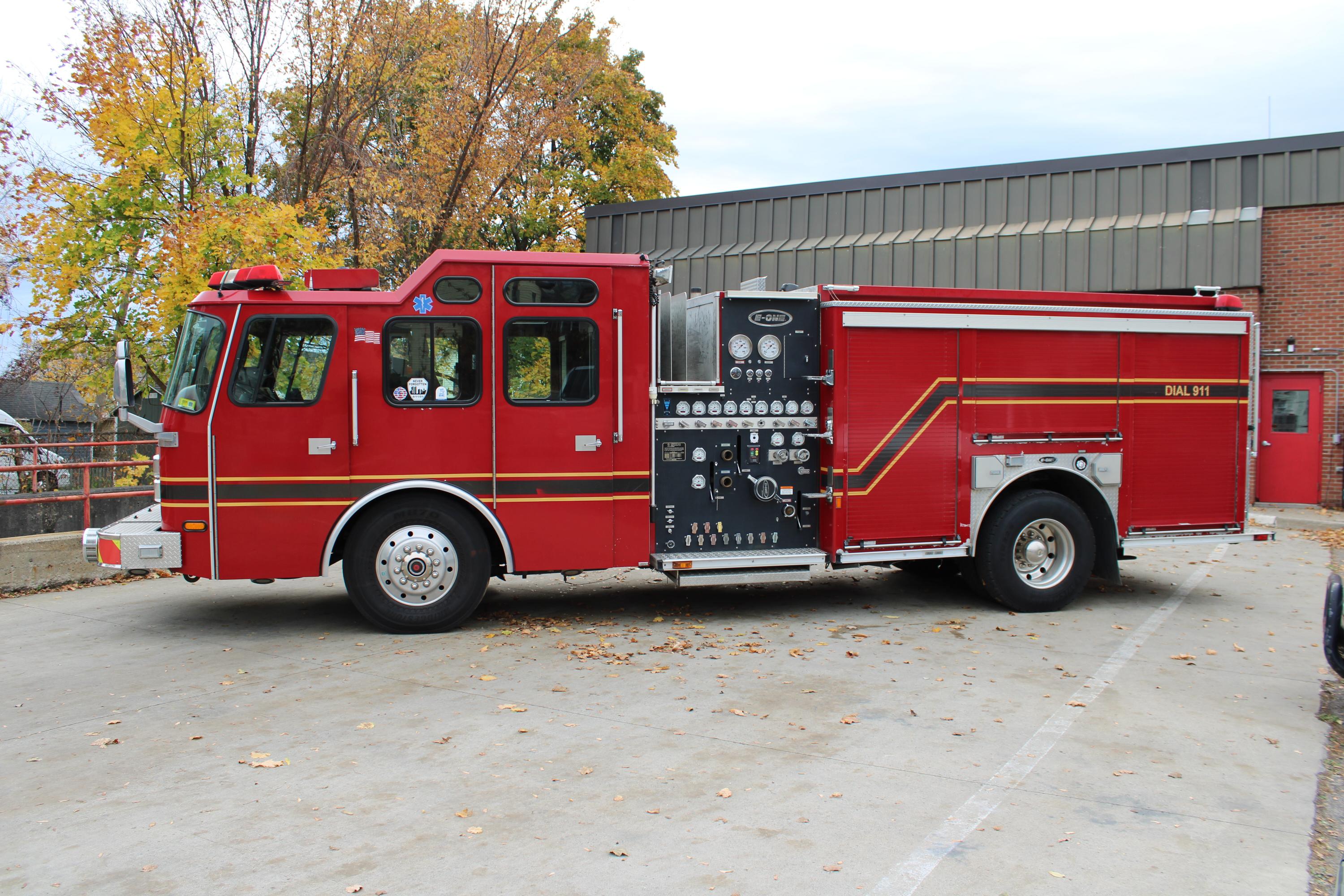 2003 E-One Engine - image 2