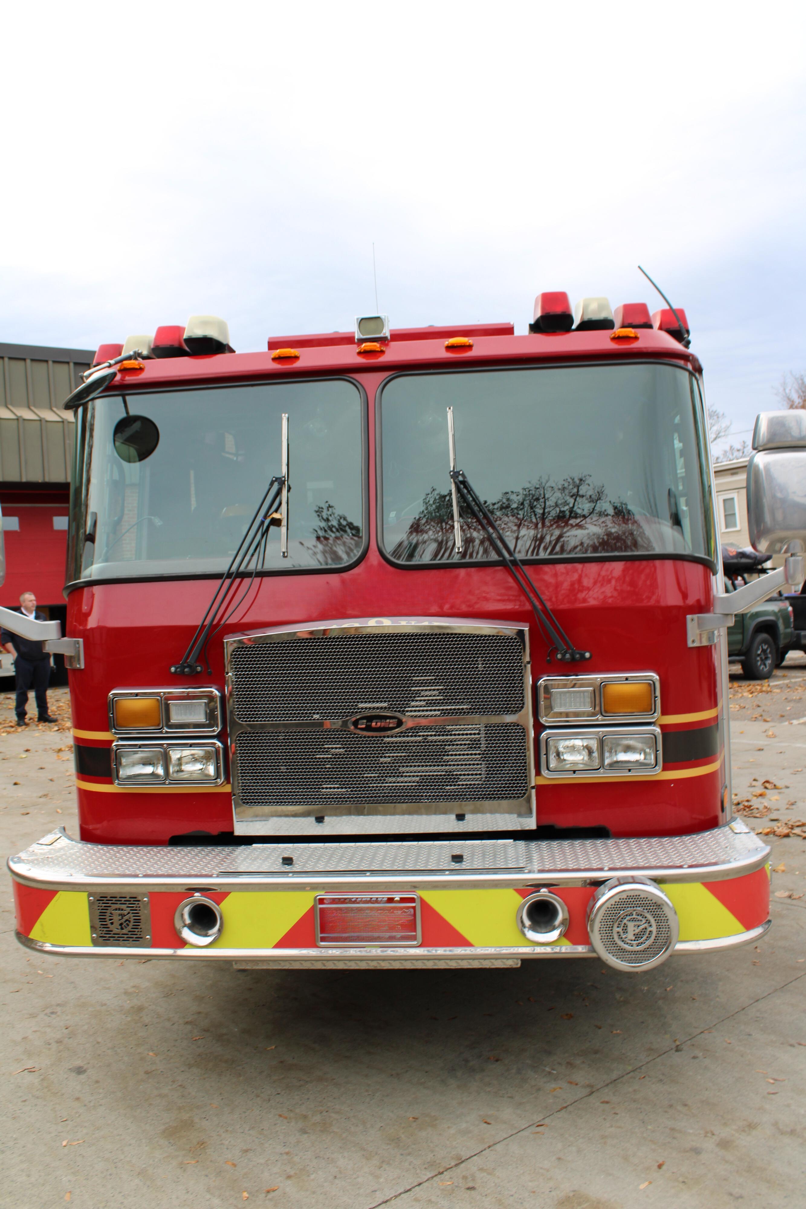 2003 E-One Engine - image 4