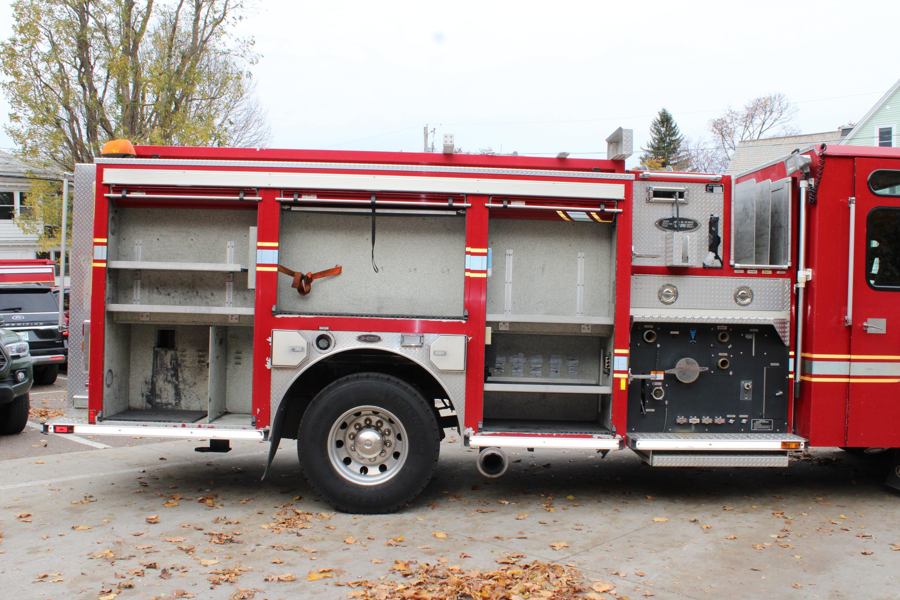 2003 E-One Engine - image 9