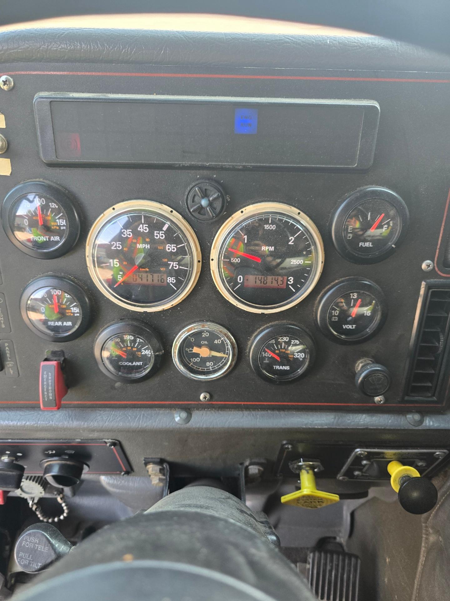 2004 E-One Cyclone Pumper - image 10