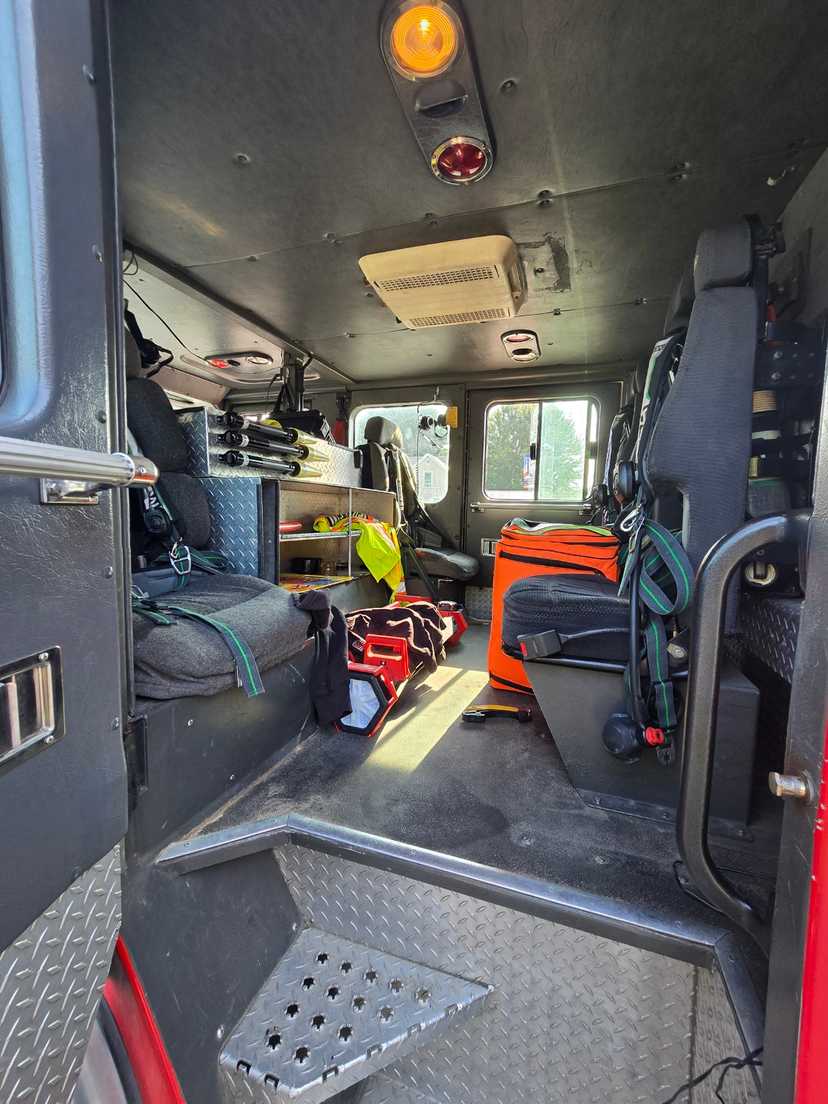 2004 E-One Cyclone Pumper — photo 8