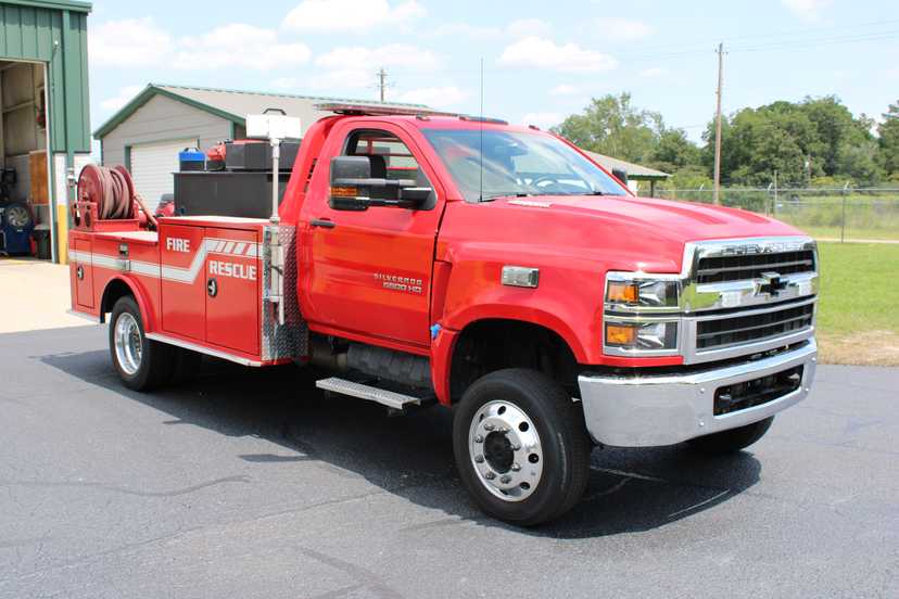 2021 Chevrolet Silverado 5500 4x4 Brush Truck — photo 2