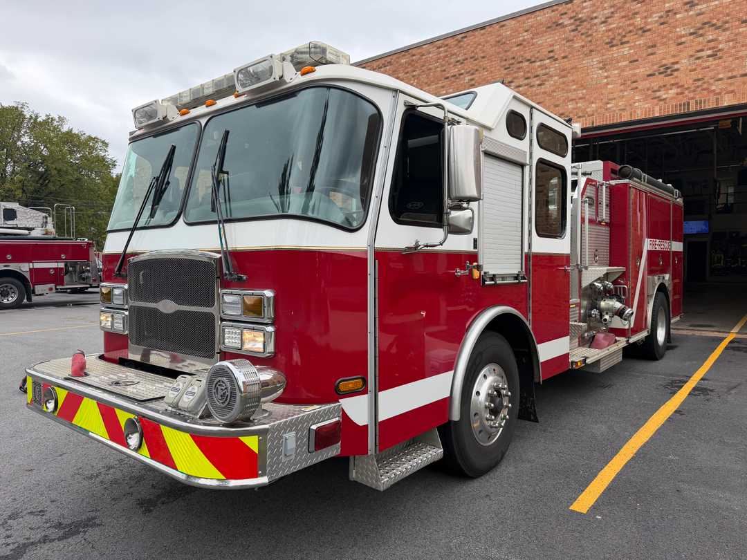 2005 E-One Cyclone II Pumper