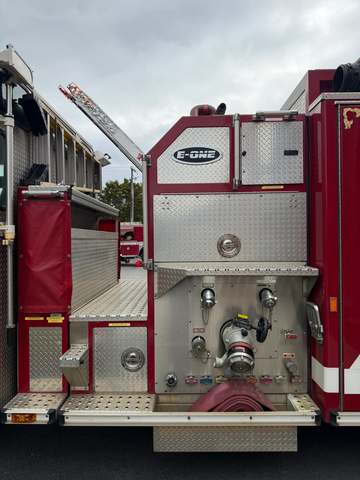 2005 E-One Cyclone II Pumper - image 27