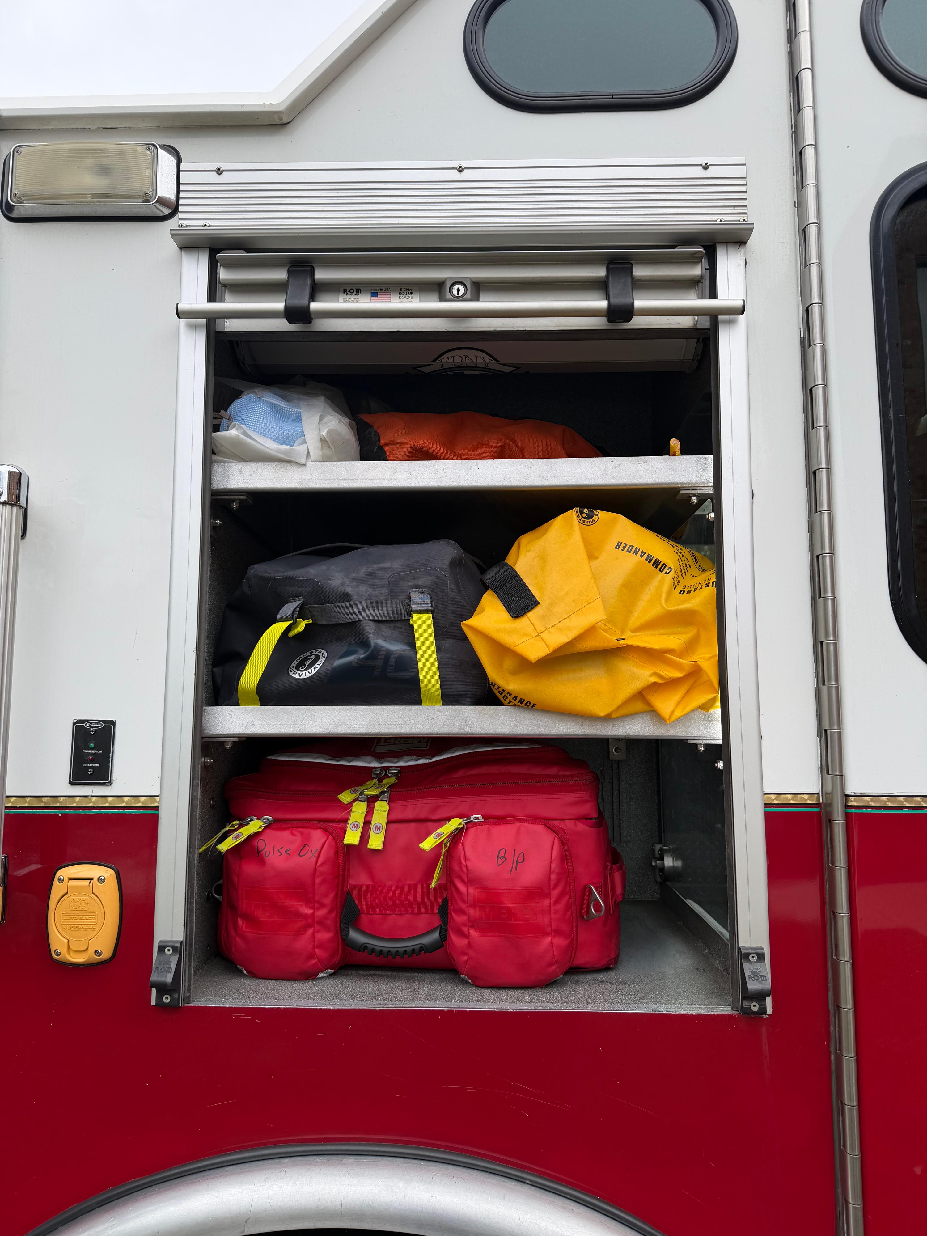 2005 E-One Cyclone II Pumper - image 22