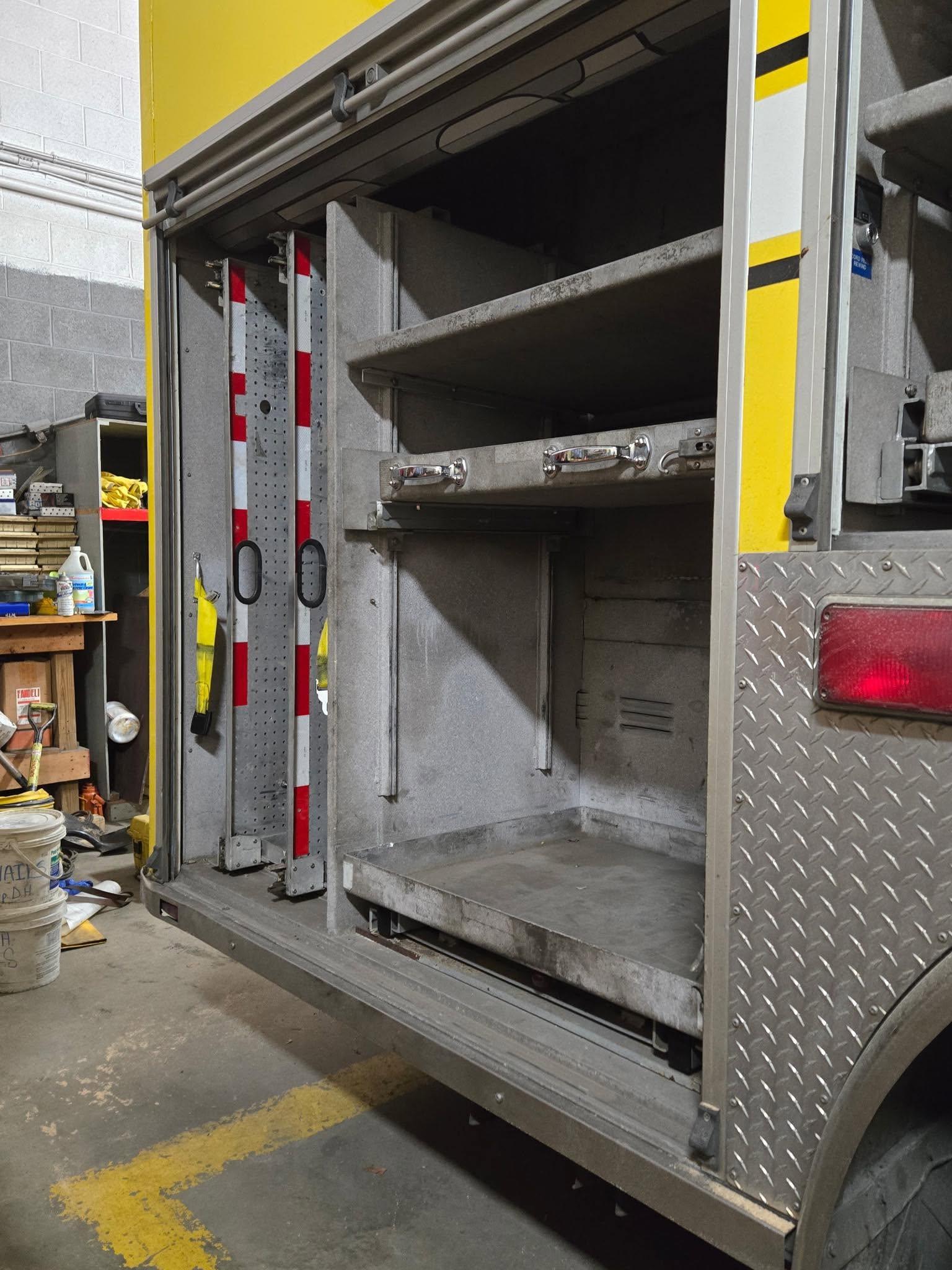 2003 Marion Spartan Heavy Rescue - image 14