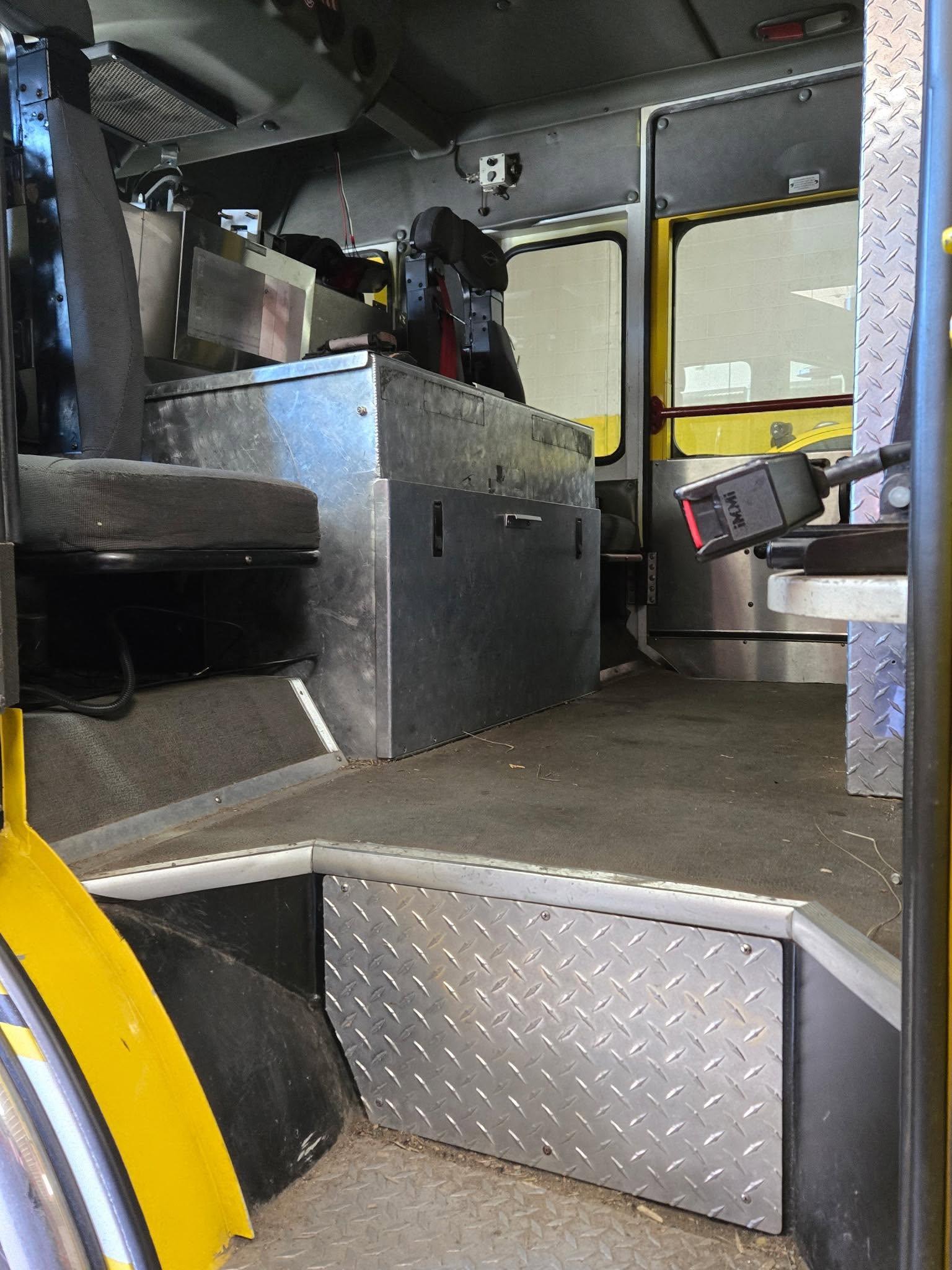 2003 Marion Spartan Heavy Rescue - image 6